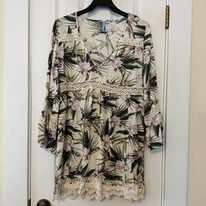 Antonio Melani Floral Boho Lace Trim Tunic Top Size L Tropical Botanical